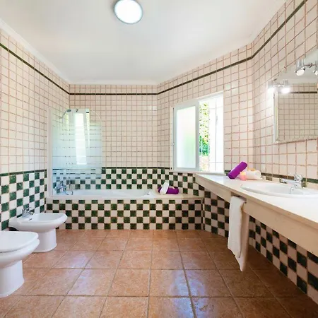 Osiris Villa *